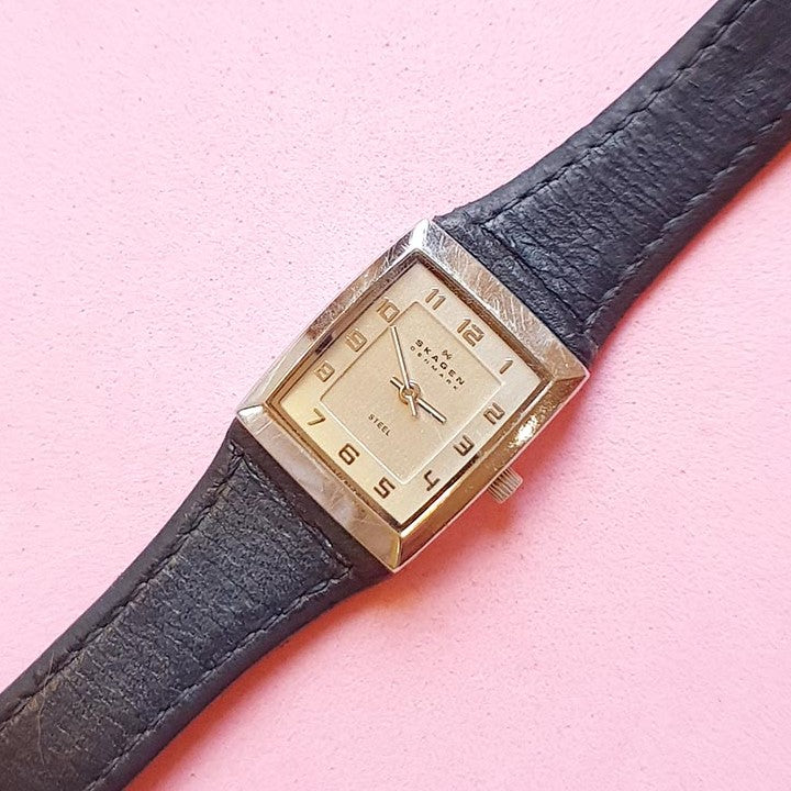 Skagen Vintage Ladies Gold and Silver Watch Working Vintage 1990 main image 2
