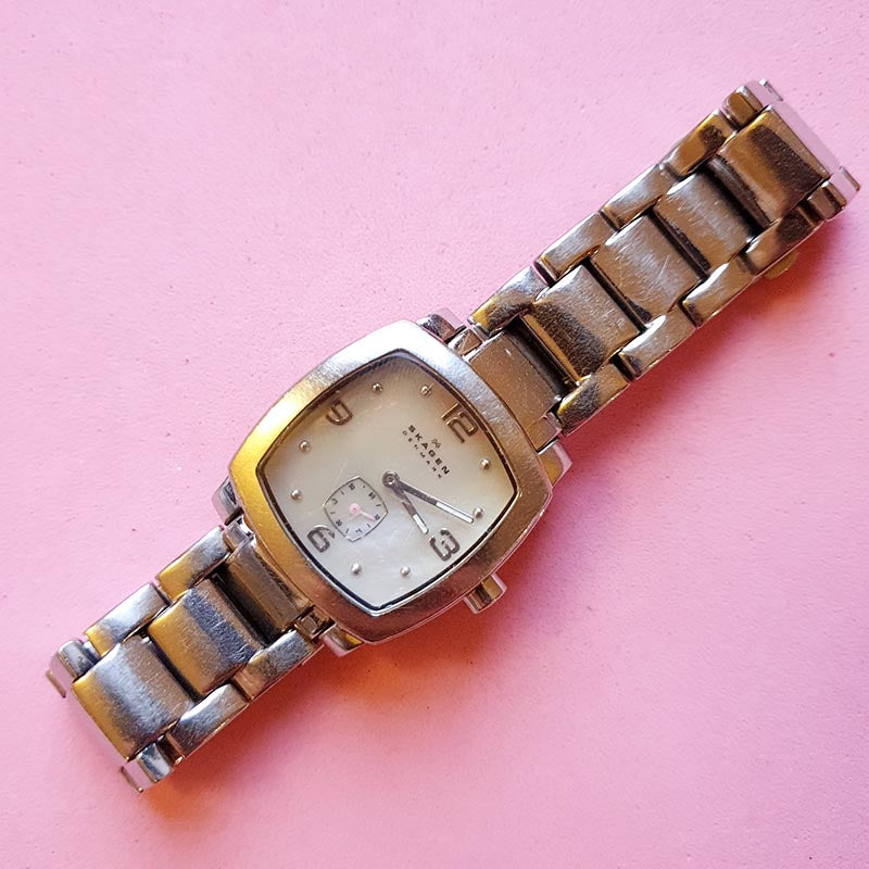 Vintage Silver-tone Skagen Watch for Women | Elegant Ladies