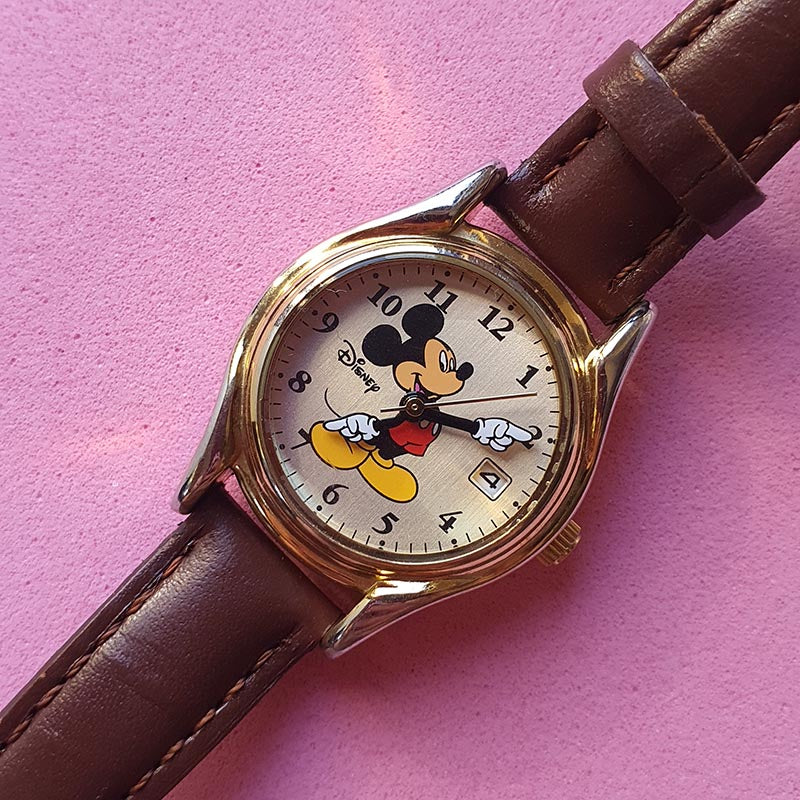 Vintage Quartz Mickey Mouse Watch for Her | Disney  display picture 2