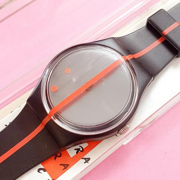 Vintage Swatch 360 ROUGE SUR BLACKOUT GZ119 Watch for Women with Box