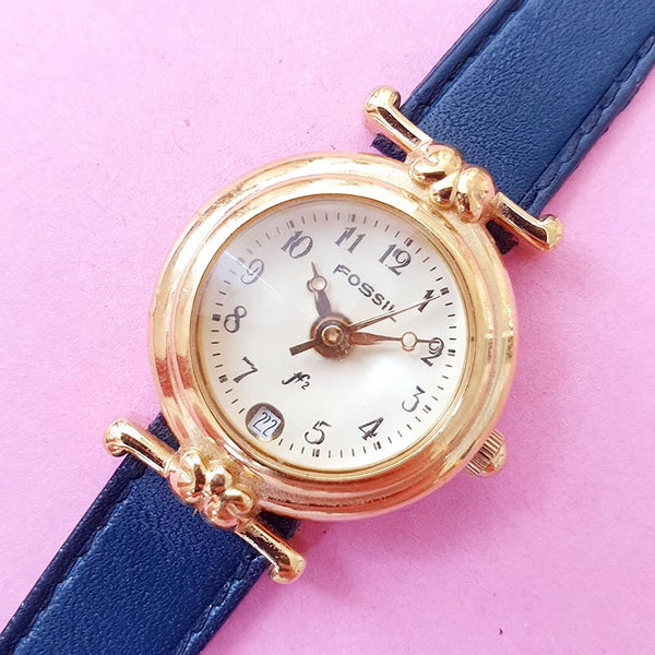 Pre-owned Classic Gold-tone Fossil Watch for Her | Vintage Designer Watch