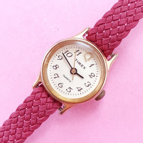 Vintage Retro Timex Watch for Women | Small Timex Wristwatch